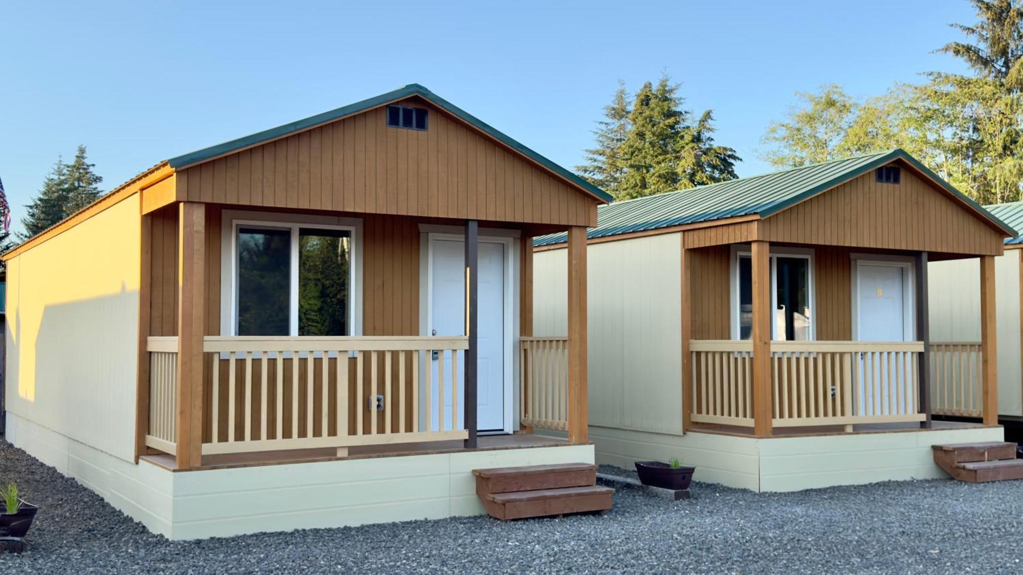 Far West Cabin-Tiny Homes Rental Forks Extérieur photo
