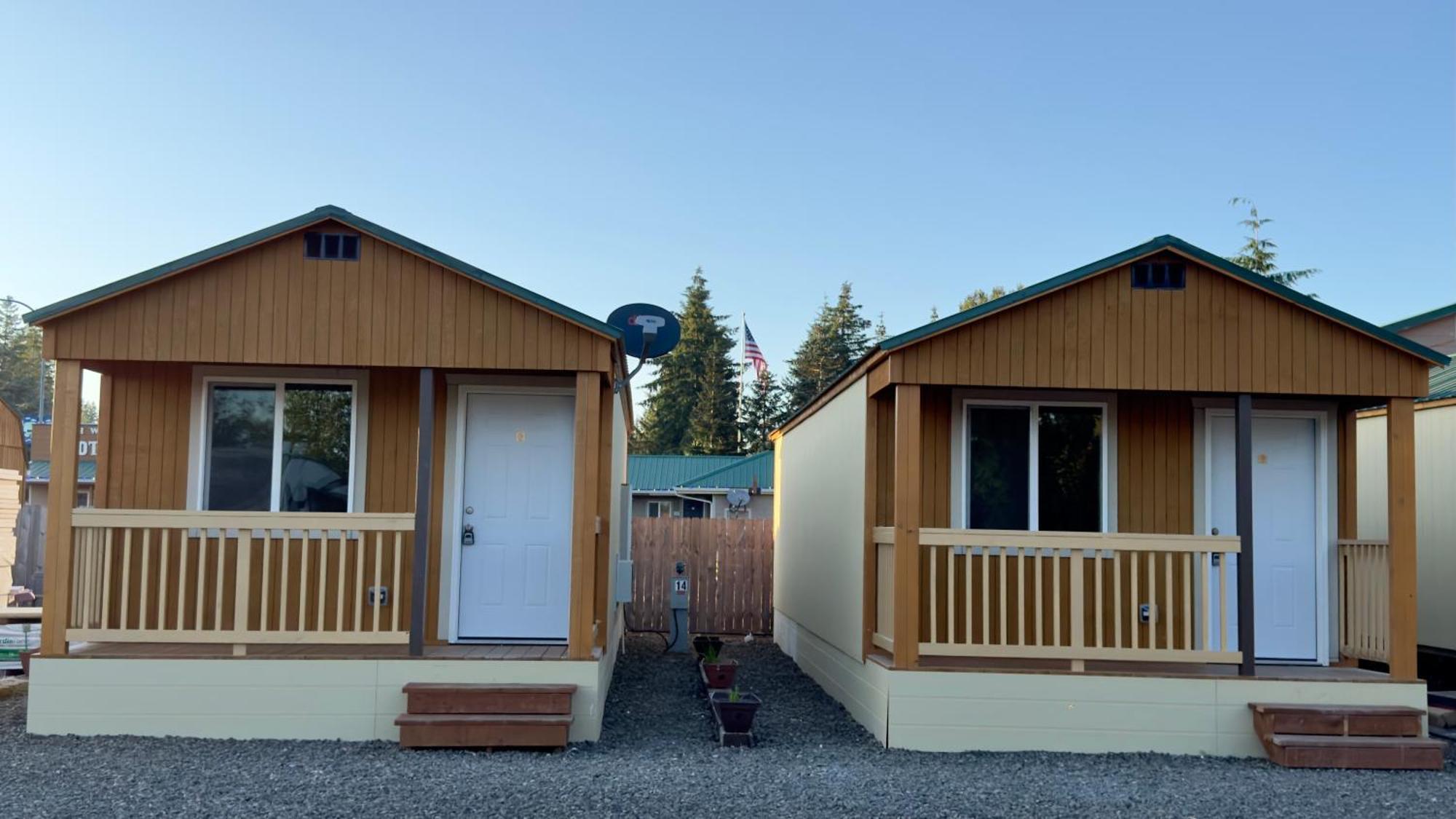 Far West Cabin-Tiny Homes Rental Forks Extérieur photo