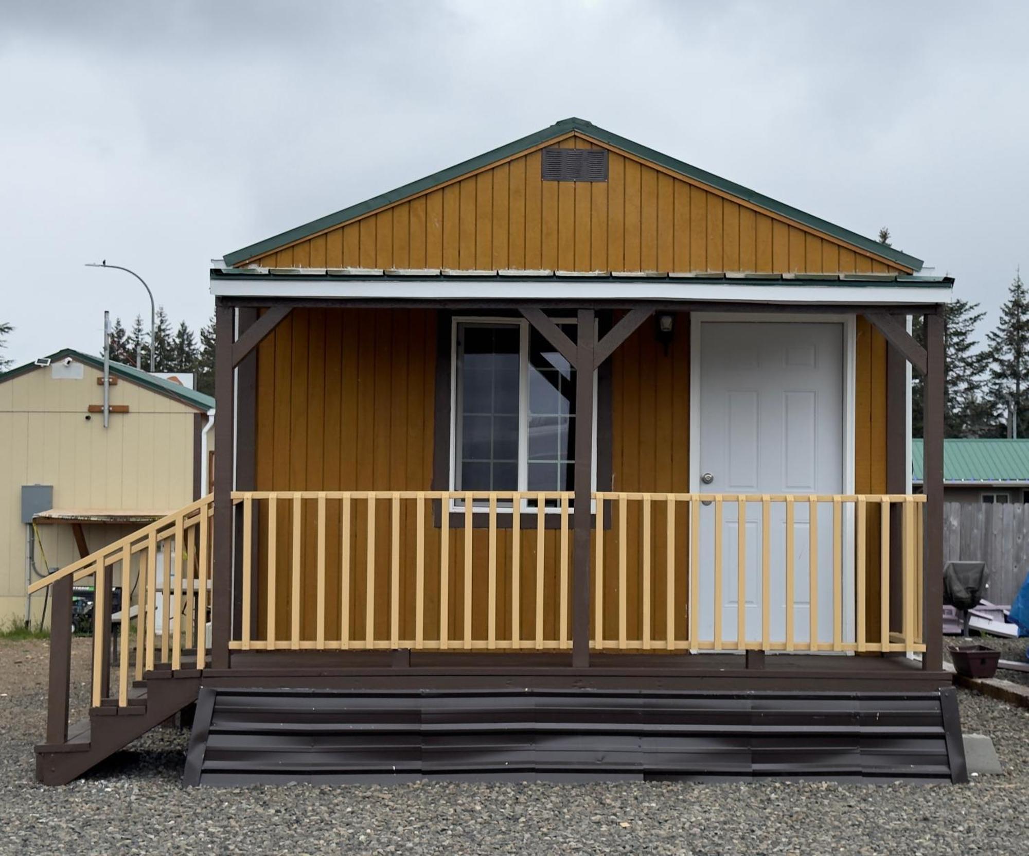 Far West Cabin-Tiny Homes Rental Forks Extérieur photo